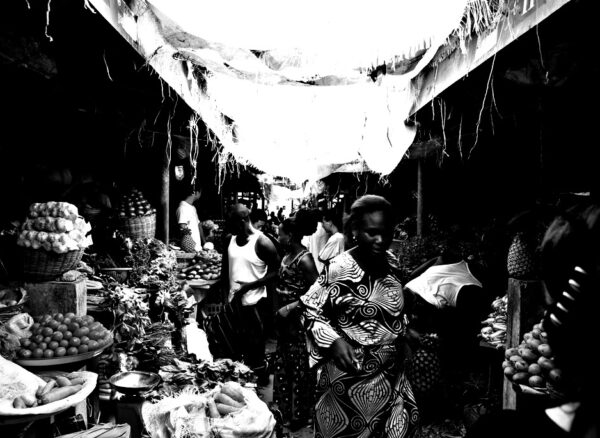 2008_LekkiMarket_Lagos_Nigeria_2349218847 (1)